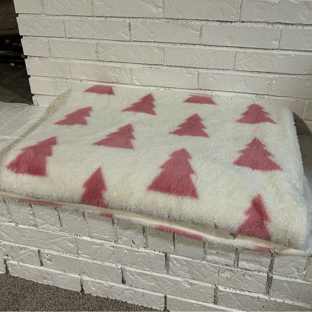 Rachel Zoe pink Christmas trees throw blanket